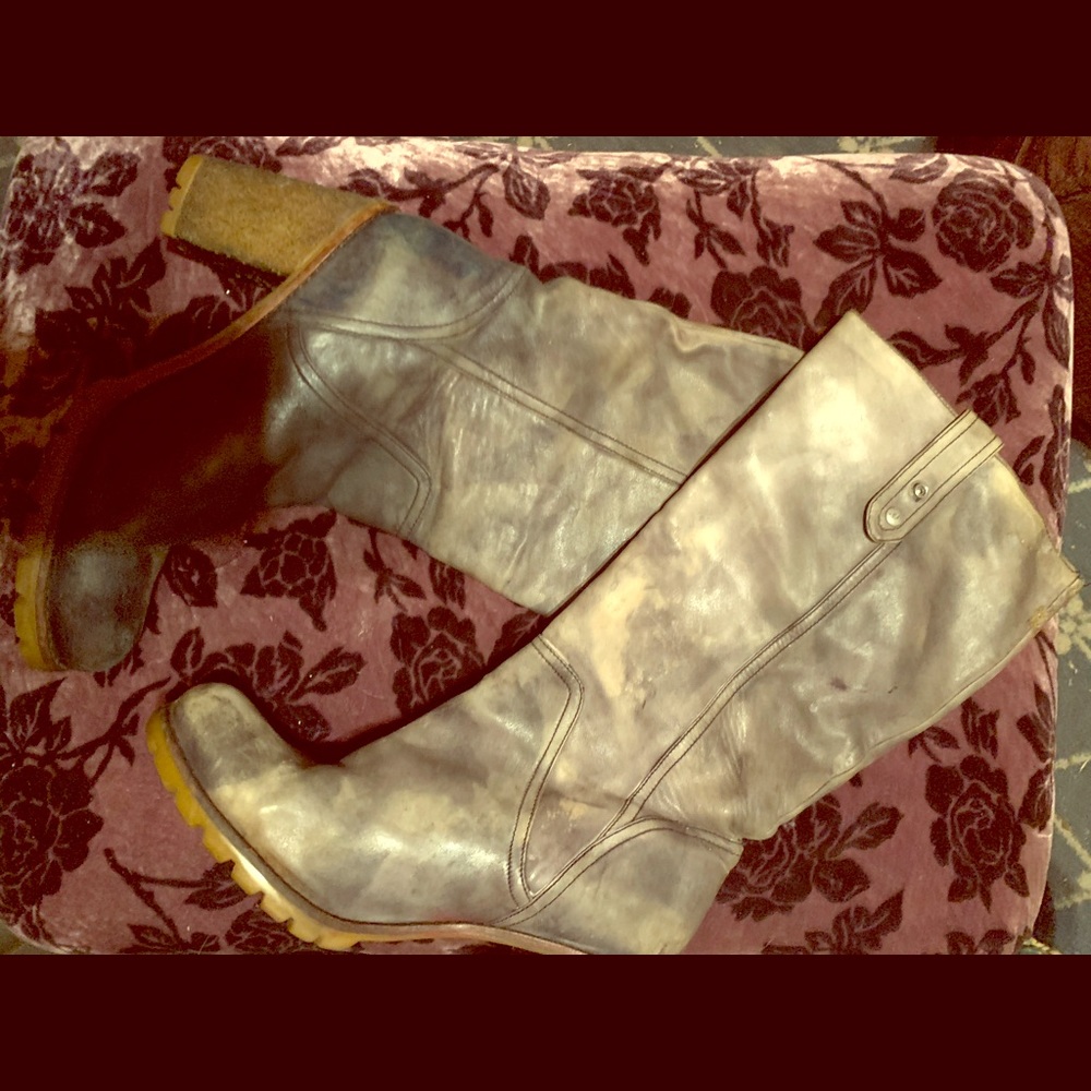Distressed soft leather ugg boot
